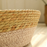 Oval Hand-Woven Straw Cat Bed